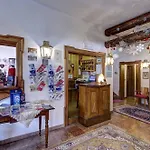 Hotel Al Larin 3*