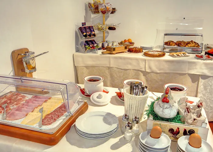 알 라린 3* 코르티나 담페조