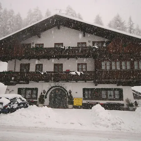 Otel Al Larin