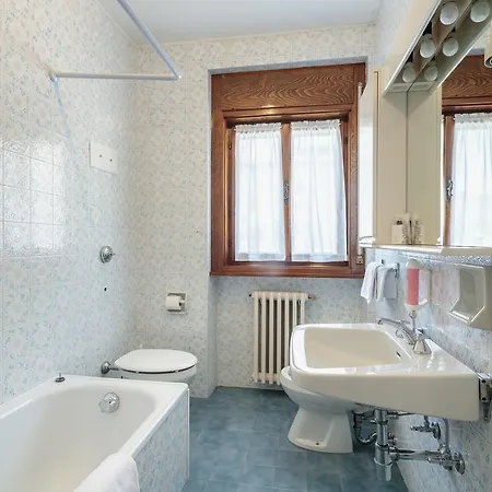 Hotel Al Larin